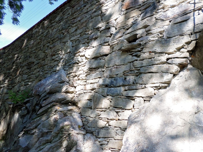 Rožmitál na Šumavě - kamenná zeď